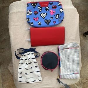 NWOT Estee Lauder bundle of 5 cosmetic bags